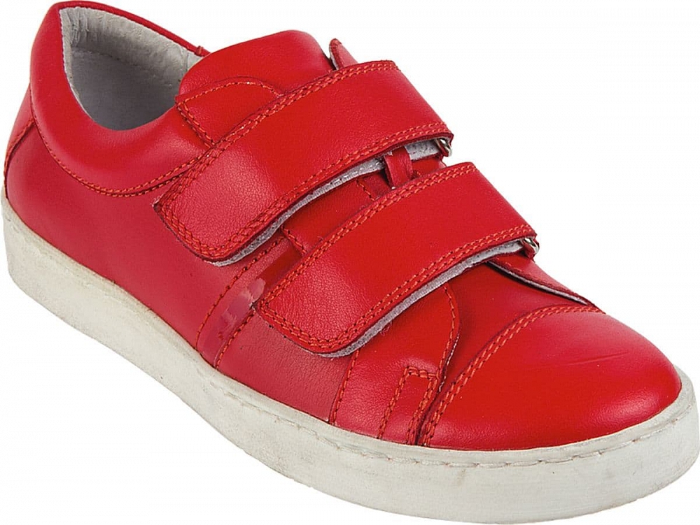 Ralf Ringer KIDS Girls 873104КР Осень-Зима 2015-16 Ralf Ringer KIDS Girls 873104КР Осень-Зима 2015-16Кеды<br>Стильные красные кеды для юных модниц на контрастной белой подошве никого не оставят равнодушным. Идеальное сочетание комфорта и спортивн...<br><br>Цвет: Красный<br>Размер RU: 33<br>Пол: Женский<br>Возраст: Детский<br>Сезон: Деми<br>Материал верха: Кожа<br>Материал подкладки: Кожа<br>Материал подошвы: ТЭП