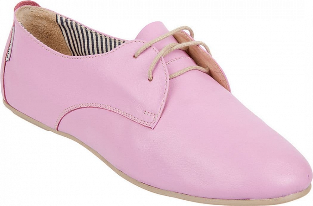 Ralf Ringer Style 988104РЗ Весна-Лето 2015 Ralf Ringer Style 988104РЗ Весна-Лето 2015Полуботинки<br>Весенне-летний гардероб-2015 просто обязан включать вещи сочных оттенков. Розовые полуботинки RALF RINGER с легкостью подарят классическому дело...<br><br>Цвет: Розовый<br>Размер RU: 36<br>Пол: Женский<br>Возраст: Взрослый<br>Сезон: Деми<br>Материал верха: Кожа<br>Материал подкладки: Текстиль<br>Материал подошвы: ТПУ