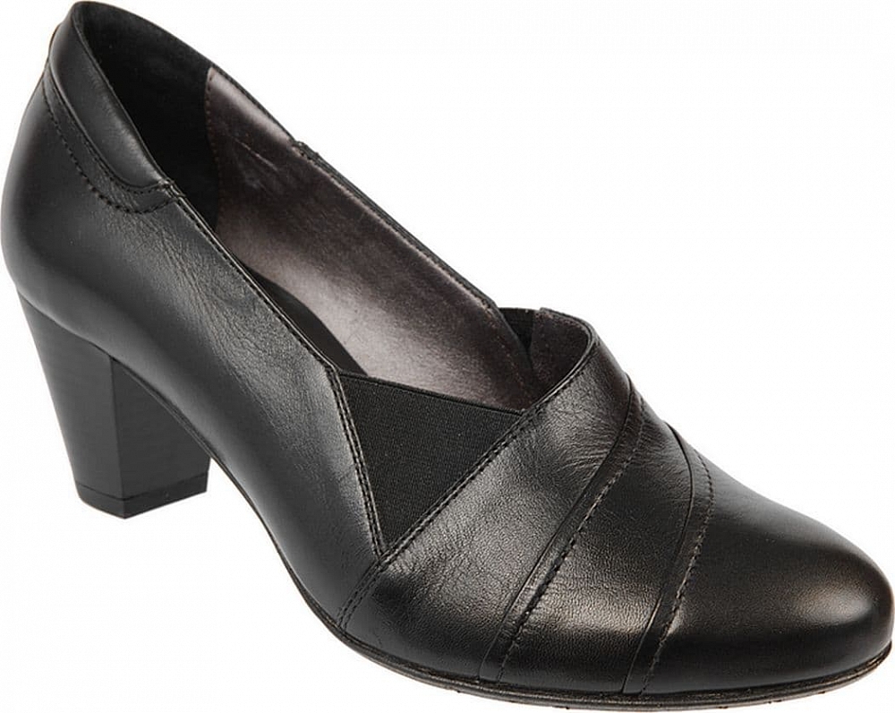 Ralf Ringer Lady Grand 820103ЧН Весна-Лето 2015 Ralf Ringer Lady Grand 820103ЧН Весна-Лето 2015Туфли<br>Женские туфли из черной кожи – это классическая модель, которая дополнит Ваш деловой гардероб и станет хорошим выбором к наряду для выхода...<br><br>Цвет: Черный<br>Размер RU: 41<br>Пол: Женский<br>Возраст: Взрослый<br>Сезон: Деми<br>Материал верха: Кожа<br>Материал подкладки: Кожа<br>Материал подошвы: Каблук