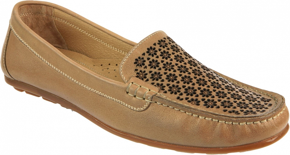 Ralf Ringer Lady Grand 892103БЖ Весна-Лето 2015 Ralf Ringer Lady Grand 892103БЖ Весна-Лето 2015Мокасины<br>Бежевые женские мокасины из коллекции LADY GRAND от RALF RINGER можно смело назвать классикой весенне-летнего сезона-2015. Верх модели украшен декорат...<br><br>Цвет: Бежевый<br>Размер RU: 41<br>Пол: Женский<br>Возраст: Взрослый<br>Сезон: Лето<br>Материал верха: Кожа<br>Материал подкладки: Кожа<br>Материал подошвы: Резина