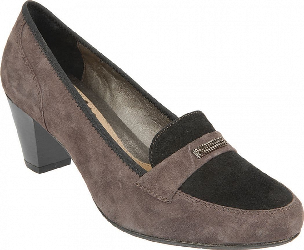 Ralf Ringer Lady Grand 820104КВ Весна-Лето 2015 Ralf Ringer Lady Grand 820104КВ Весна-Лето 2015Туфли<br>Женские туфли из велюра с декоративными вставками предназначены для поклонников классики, которым не чужды современные модные тенденции. ...<br><br>Цвет: Коричневый<br>Размер RU: 38<br>Пол: Женский<br>Возраст: Взрослый<br>Сезон: Деми<br>Материал верха: Кожа<br>Материал подкладки: Кожа<br>Материал подошвы: Каблук