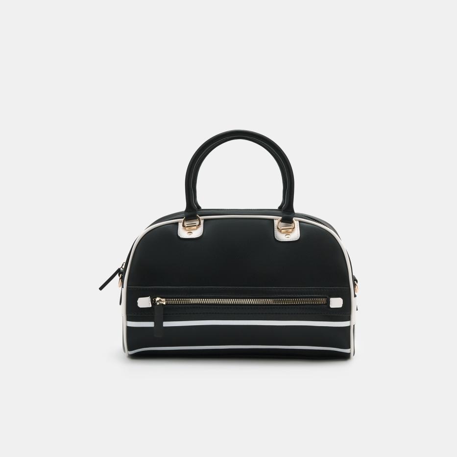 АУГС332000 Сумка женская искусственная ко
жа,310х100х200,черная/белая