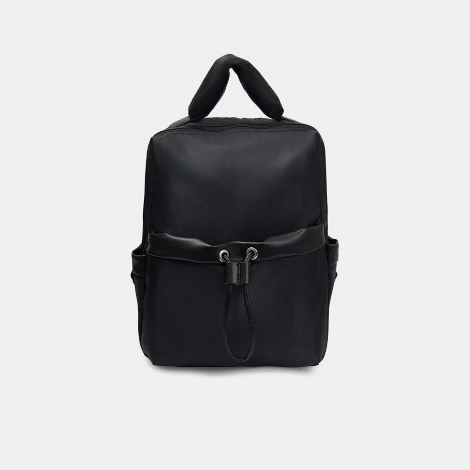 АУГЗ053900 Рюкзак женскийRalf Ringerтек стиль260320110черный 2990₽