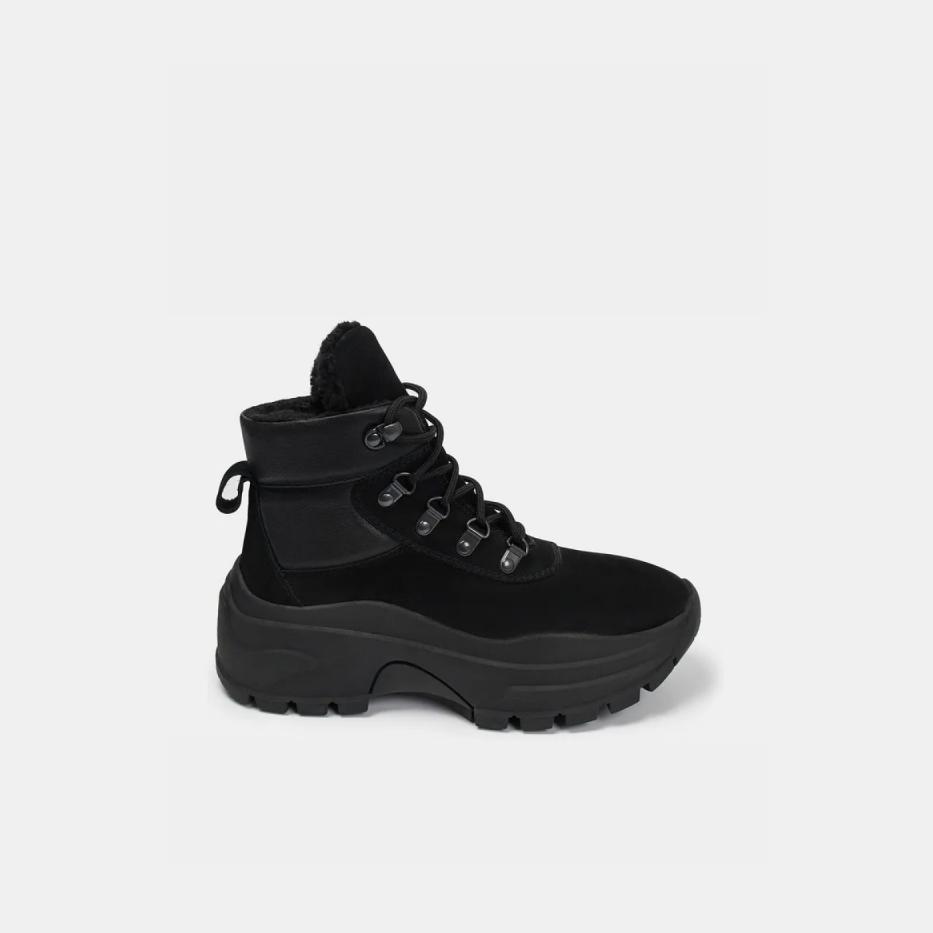 Ботинки женские SAGA 14990₽