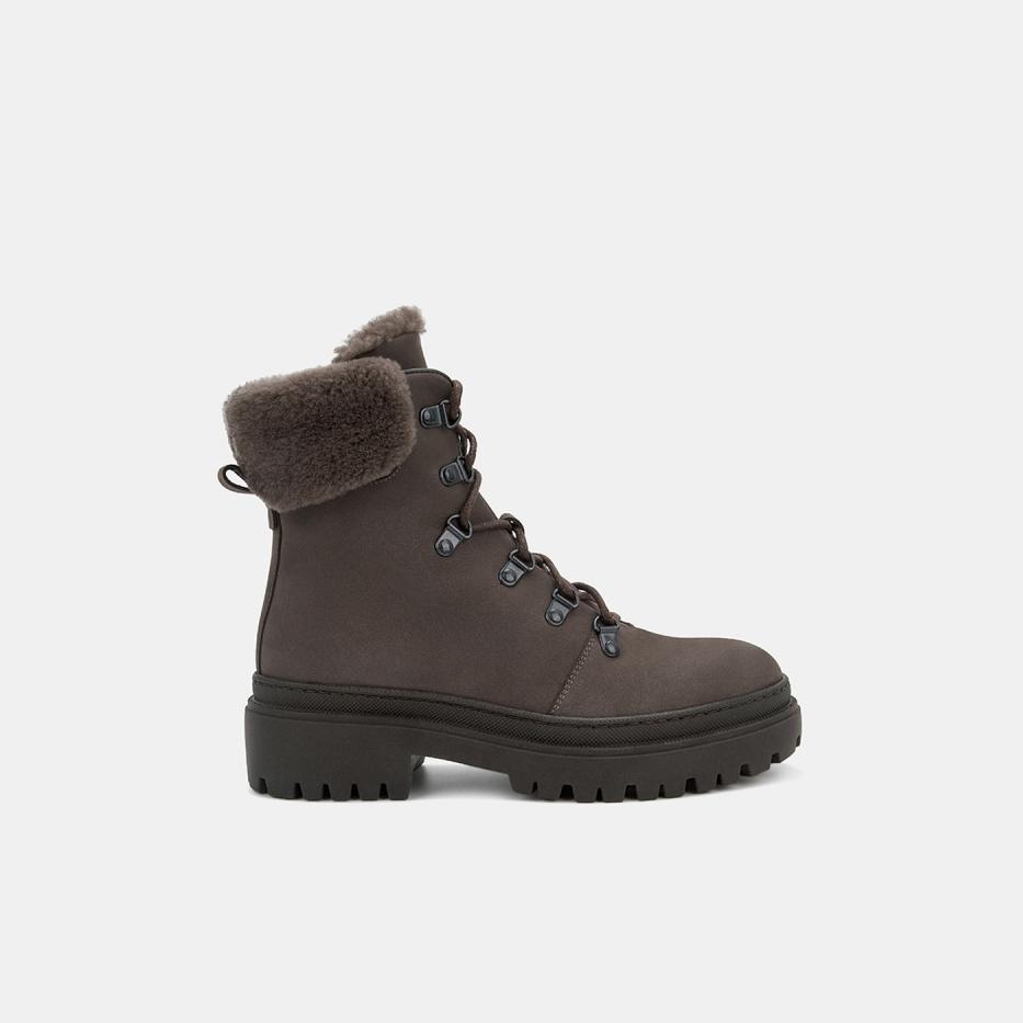 Ботинки женские LIVE 15490₽