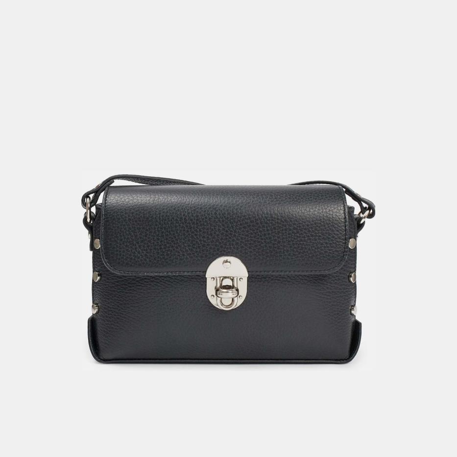 АУГС260900 Сумка женская натур кожа 23016070 черная 9990₽