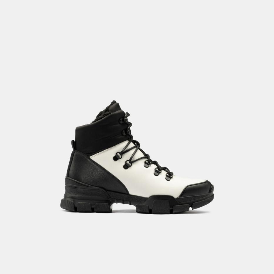 Ботинки женские MEGAN 14990₽