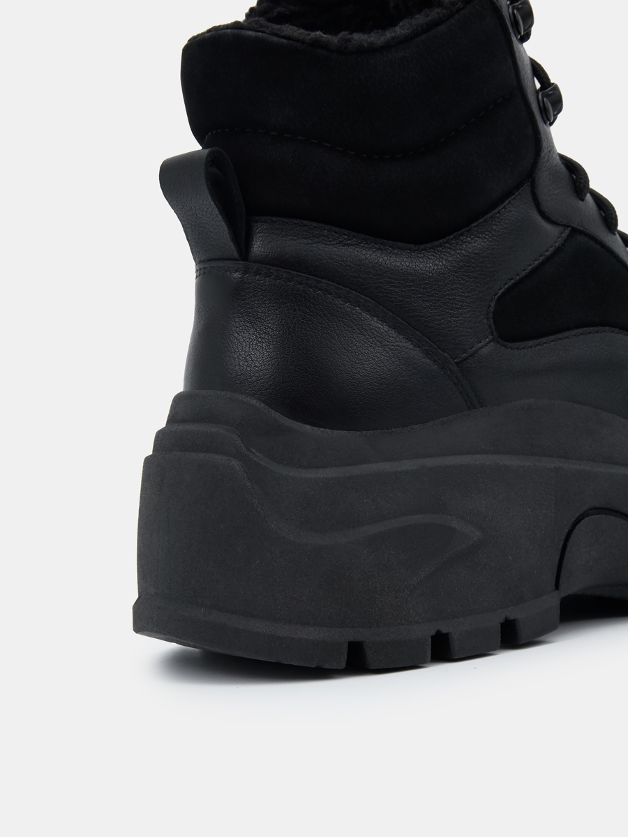 Кроссовки женские САГА