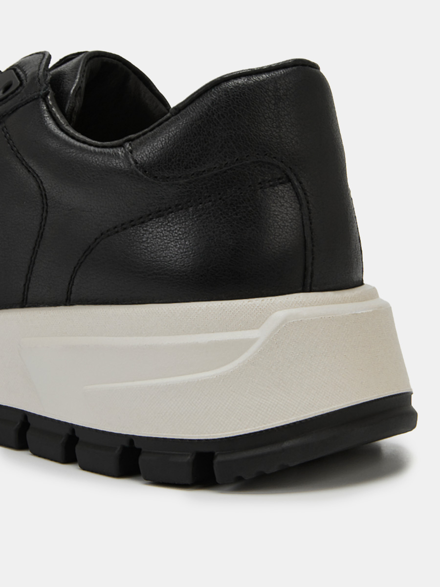 Кроссовки женские МУН