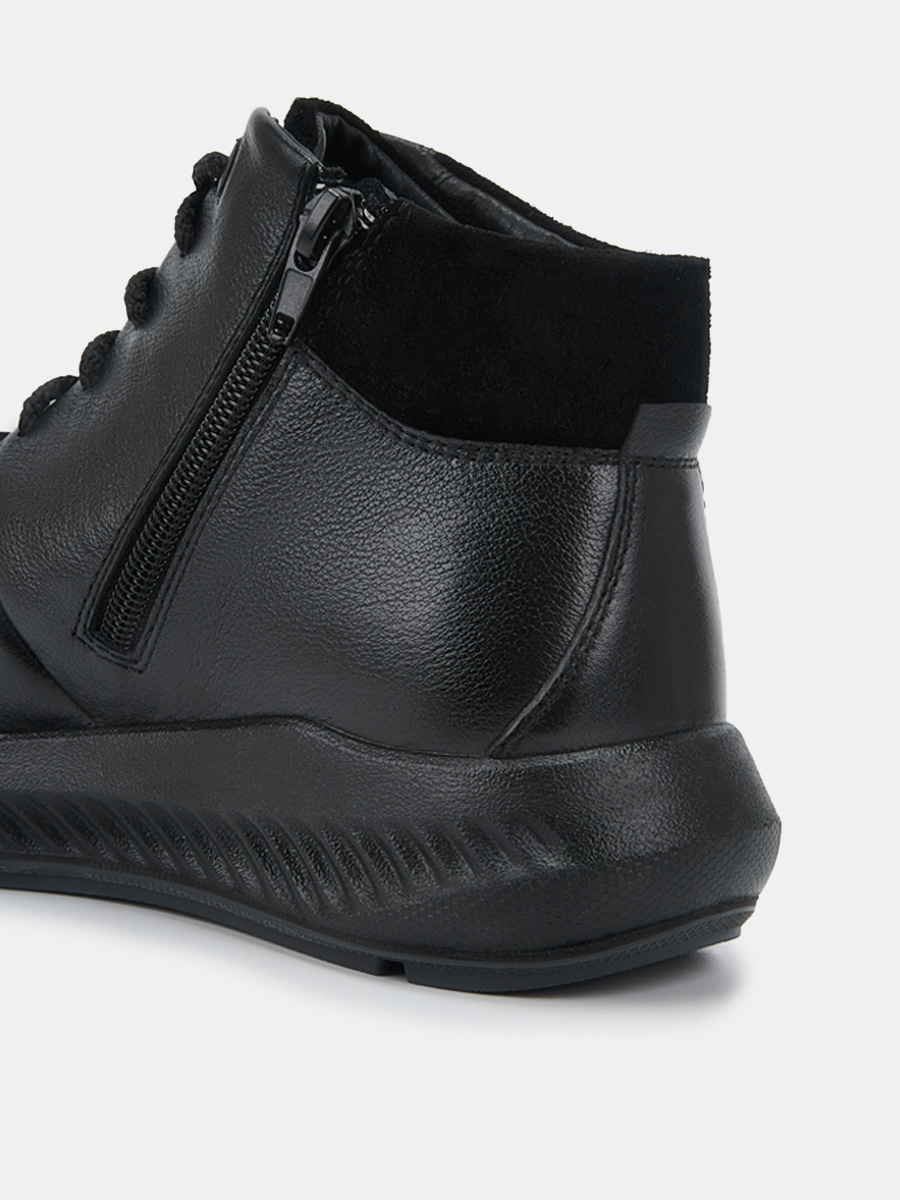 Кроссовки женские SHARM