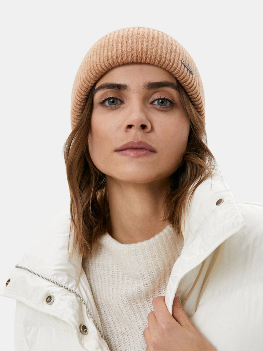 110322P-14383-12_Н Шапка женская 50%акрил,27%нейл он,10%мох,10%шерсть,б/разм.беж