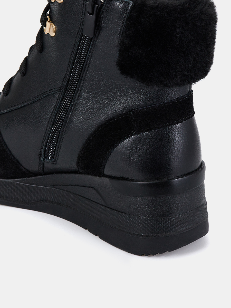 Ботинки женские RENE