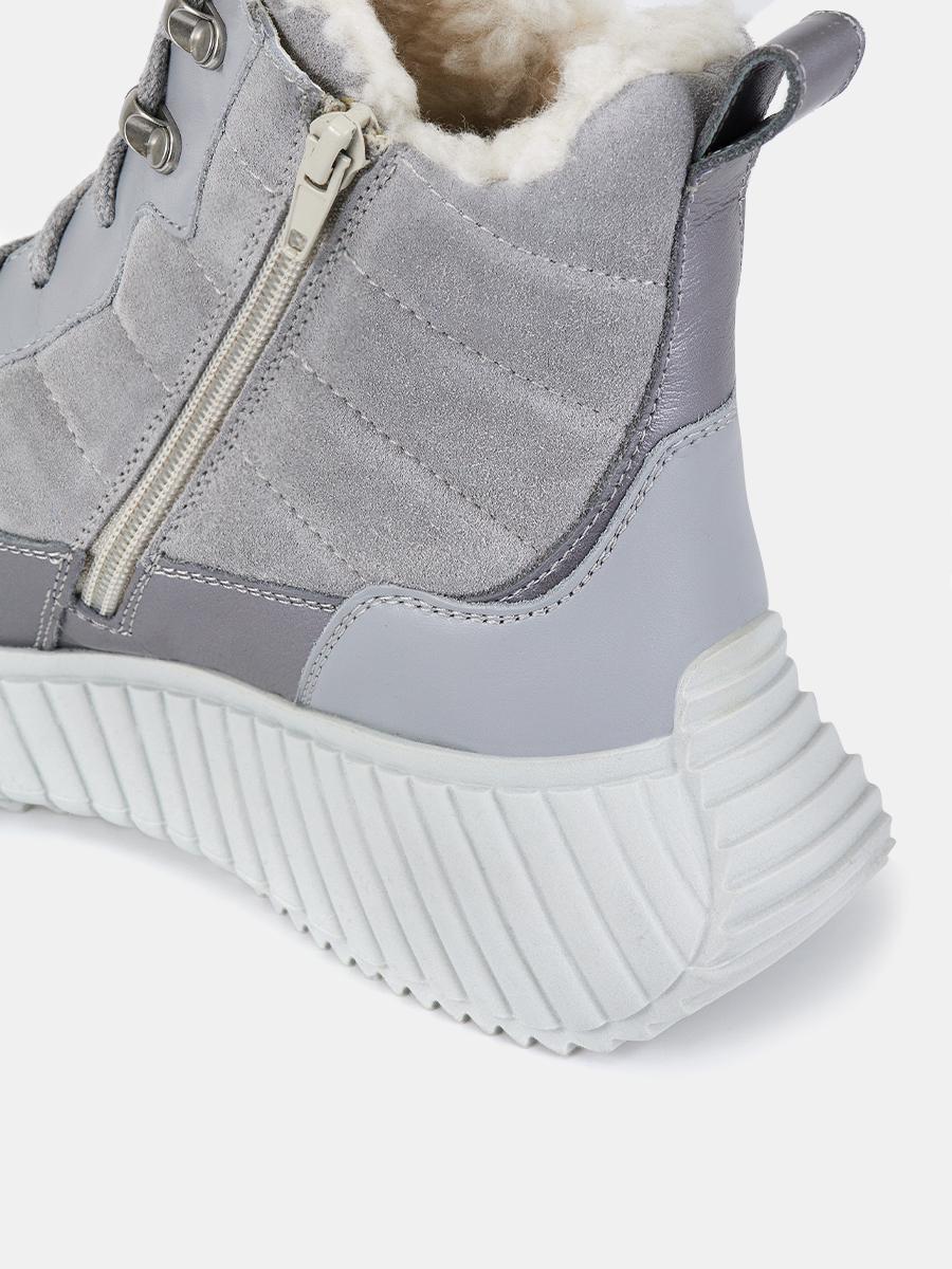 Кроссовки женские STREET