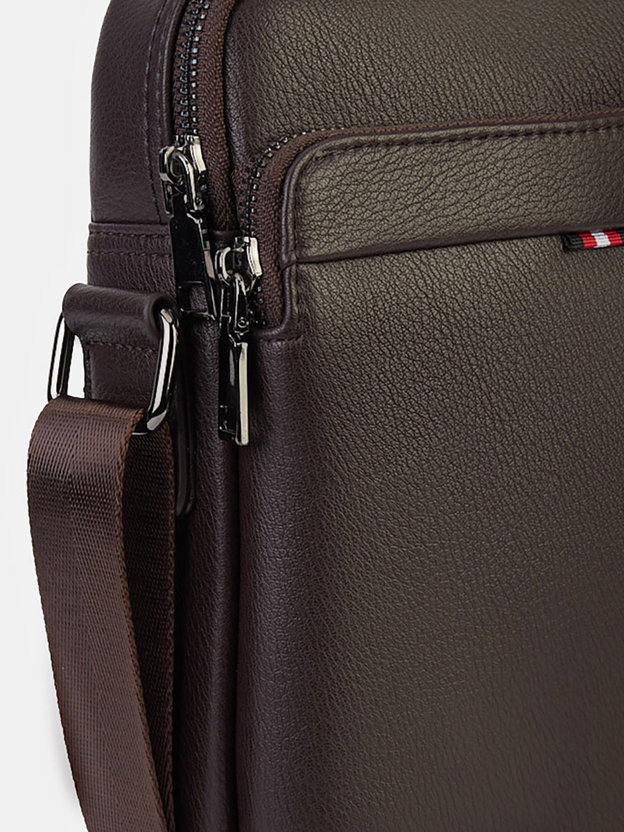 41-234-36-4 Сумка мужск.26х39х10Portofiano 100% экокожа коричневая