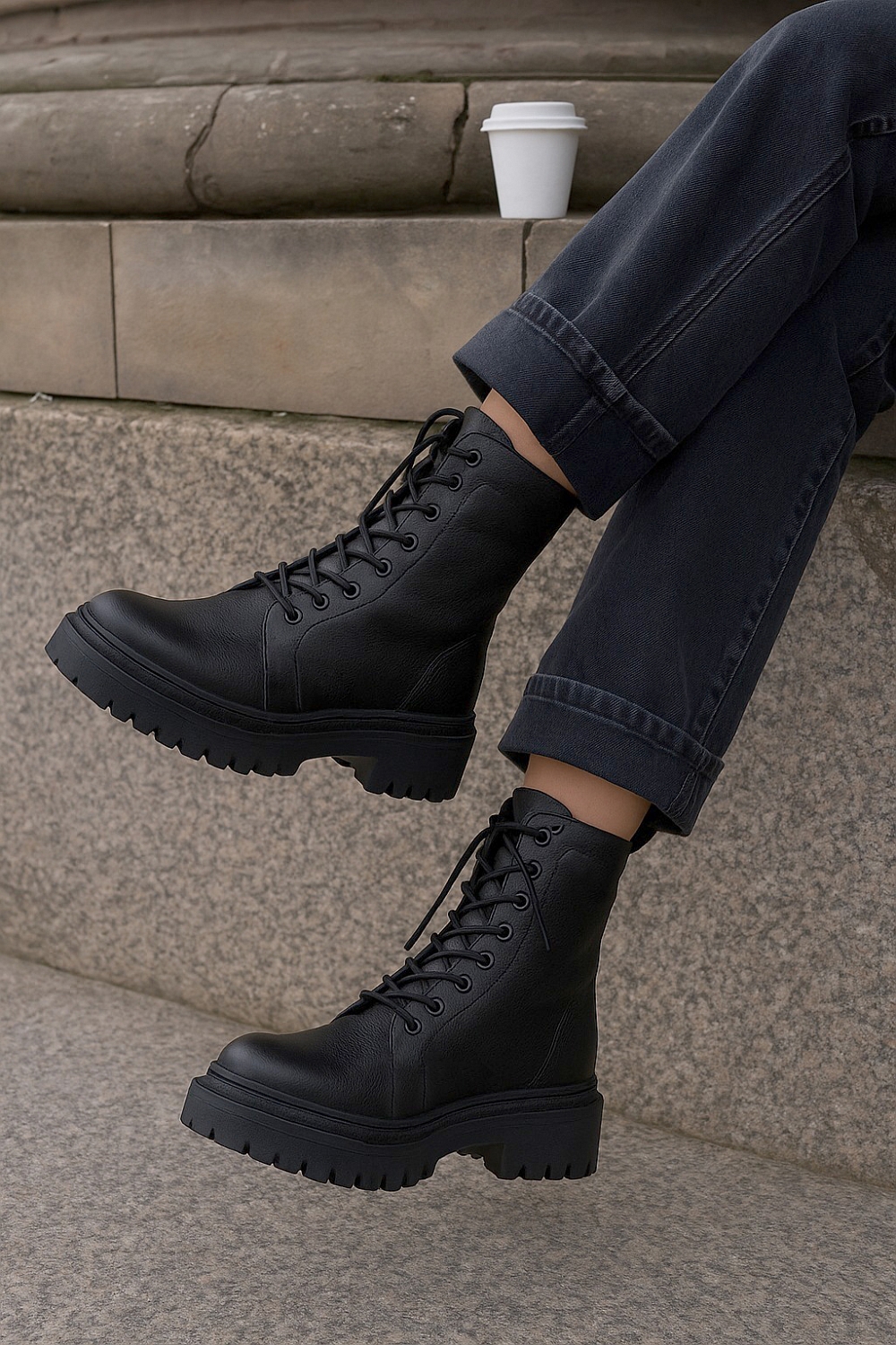 Ботинки женские LIVE