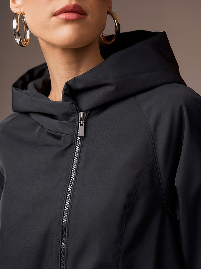 Плащ женский, р. 48