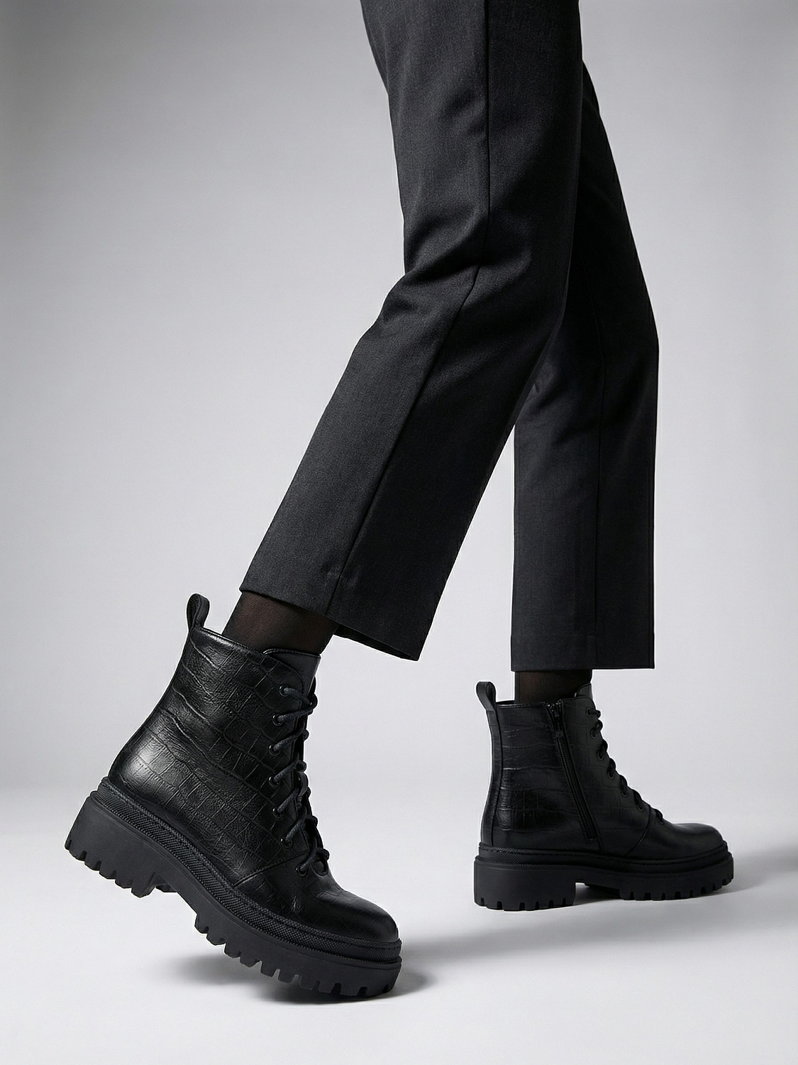 Ботинки женские LIVE