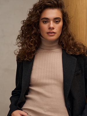 RF-05001-beige_Н Водолазка женская 55%вискоза,3 0%полиамид,15%эластан,беж