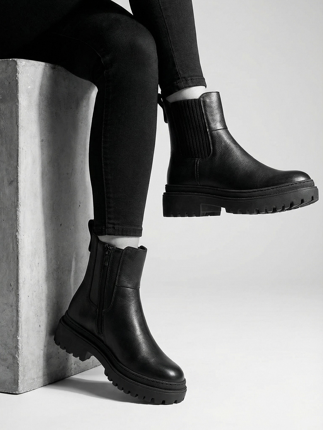 Ботинки женские LIVE