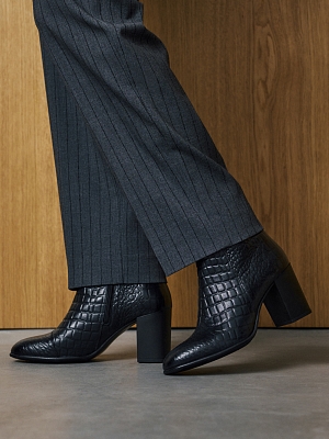 Ботинки женские MONA