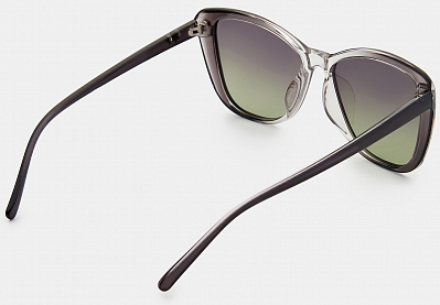 Солнцезащитные очки женские