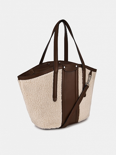 Сумка женская меховая, бежевая, 26х15х28