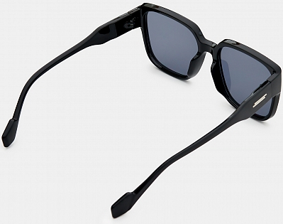 Солнцезащитные очки женские